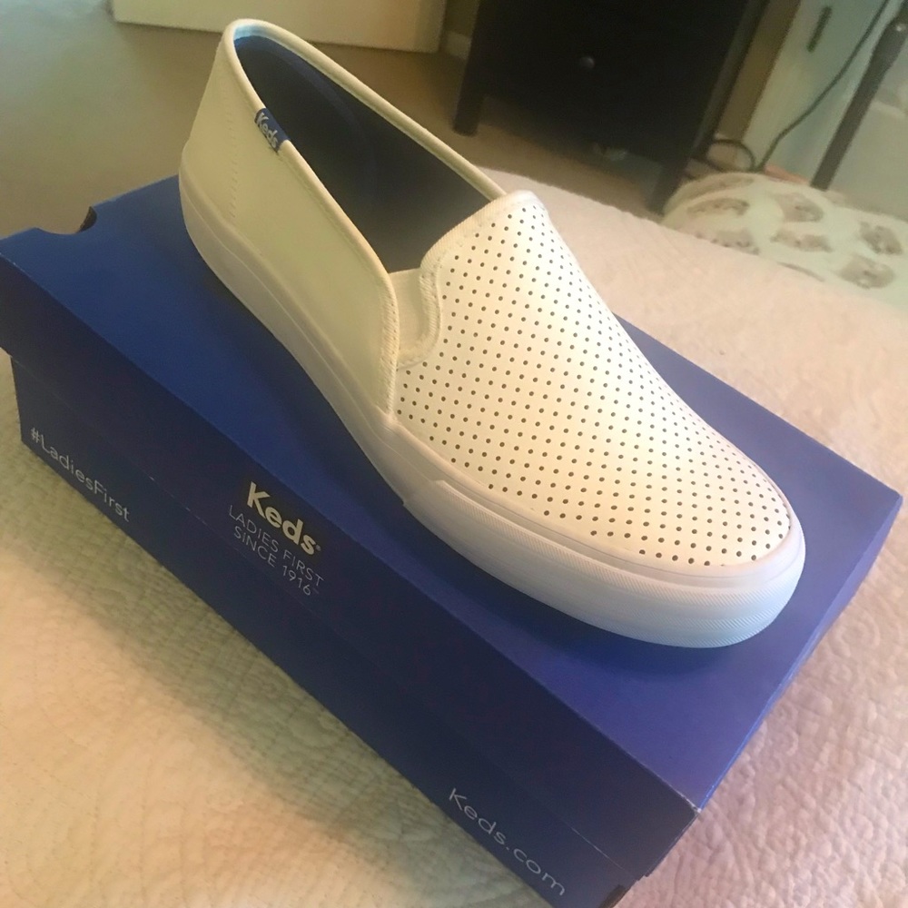 Keds Double Decker Perforated Leather Sneaker 9.5M